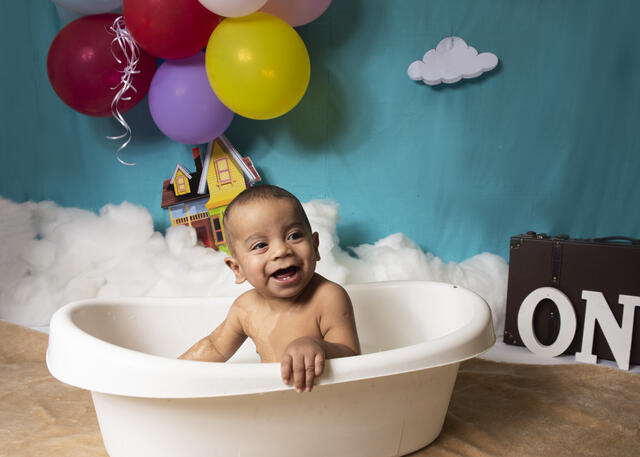 Cake Smash photograph 11