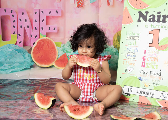Cake Smash photograph 14