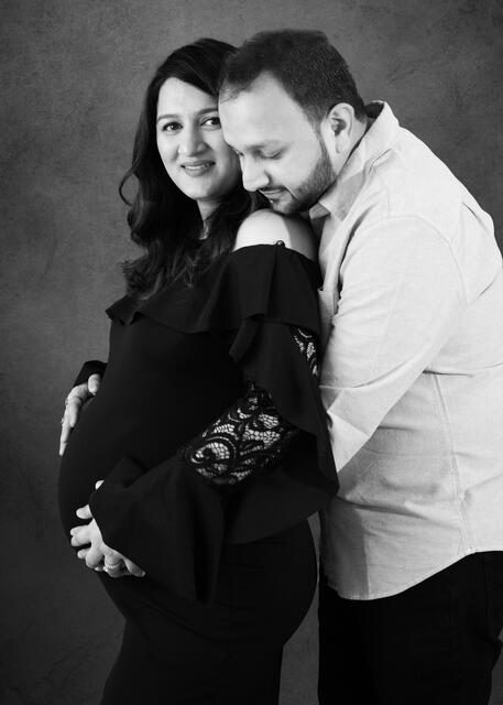 Maternity photograph 8