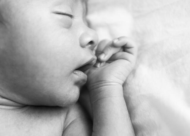 Newborn photograph 9