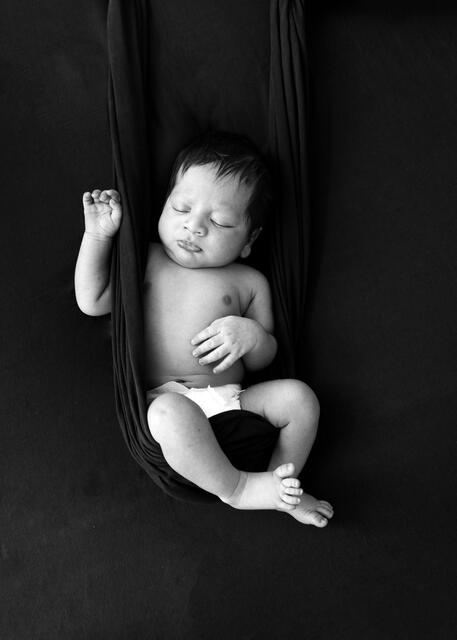 Newborn photograph 16
